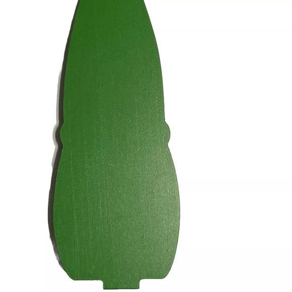 2 Piece Decorative St. Patrick’s Day Wooden Tabletop Decorations 9 Inches Tall - Picture 4 of 4